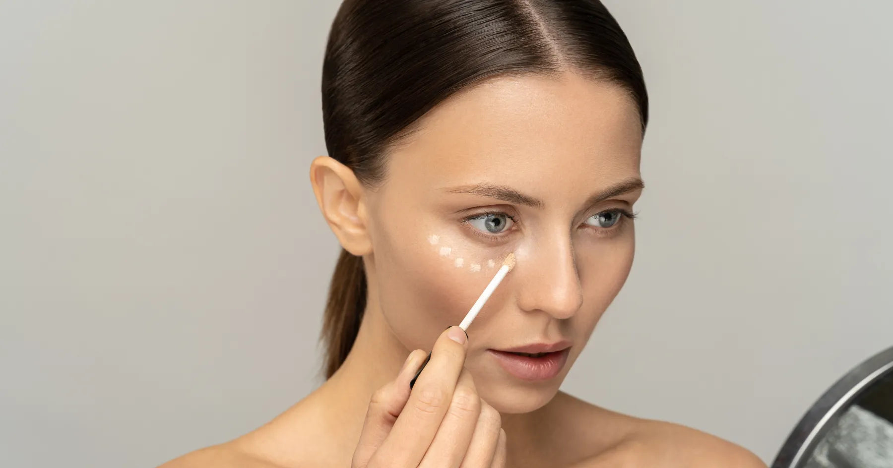 Concealer vs. Foundation: Choosing the Right Makeup for You Concealer vs. Foundation: Choosing the Right Makeup for You