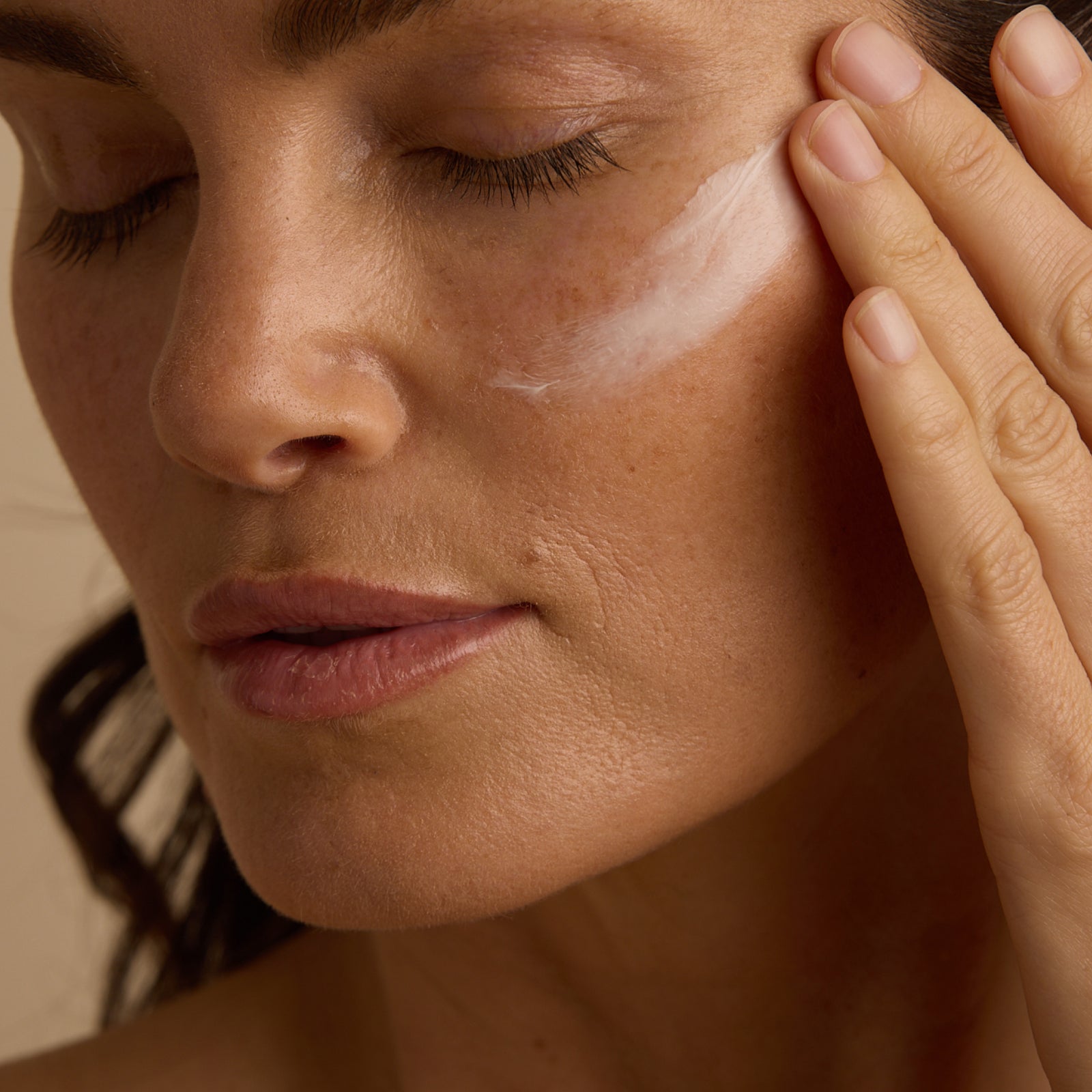 Brightening Emulsion Lightweight Moisturizer